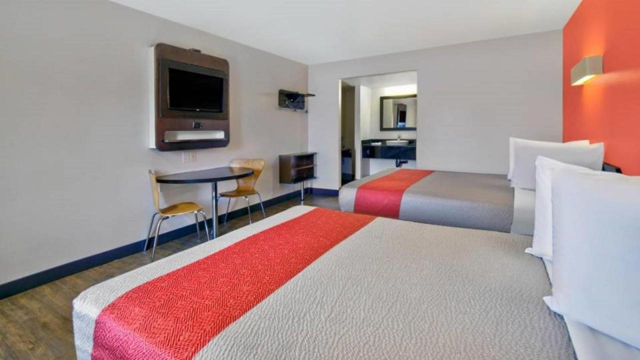 Motel 6 ויקטורוויל מראה חיצוני תמונה