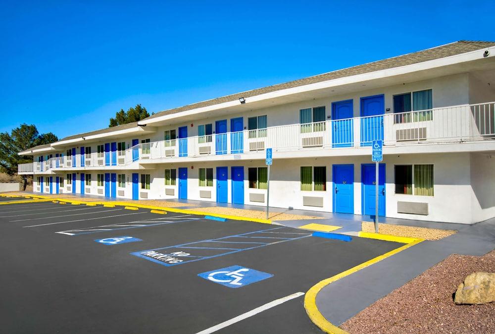 Motel 6 ויקטורוויל מראה חיצוני תמונה