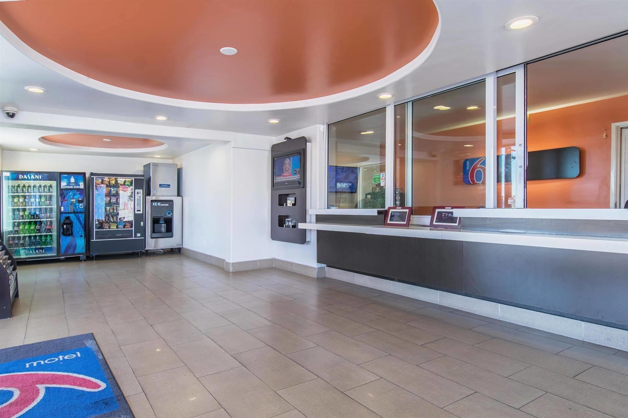 Motel 6 ויקטורוויל מראה חיצוני תמונה